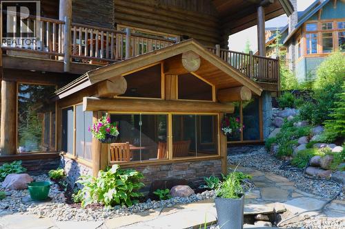 1595 Columbia Valley Veiw Drive, Golden, BC - Outdoor With Deck Patio Veranda