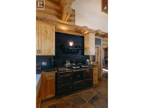 1595 Columbia Valley Veiw Drive, Golden, BC - Indoor