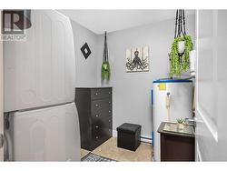 Full size laundry room offers storage space - 