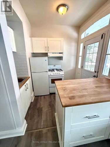 98 Clarence Street, London, ON - Indoor Photo Showing Kitchen With Double Sink