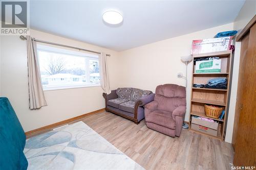 1037 Campbell Street, Regina, SK - Indoor