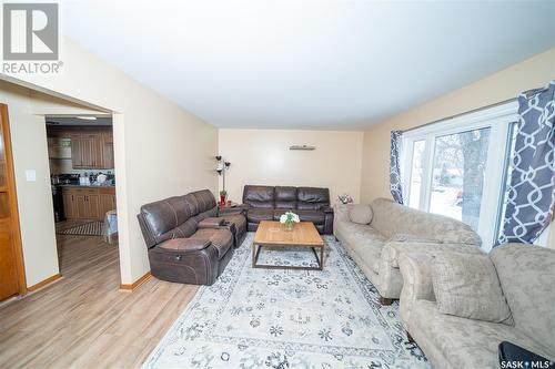 1037 Campbell Street, Regina, SK - Indoor Photo Showing Living Room