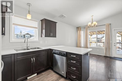 370 Kolynchuk Manor, Saskatoon, SK - Indoor Photo Showing Kitchen With Double Sink