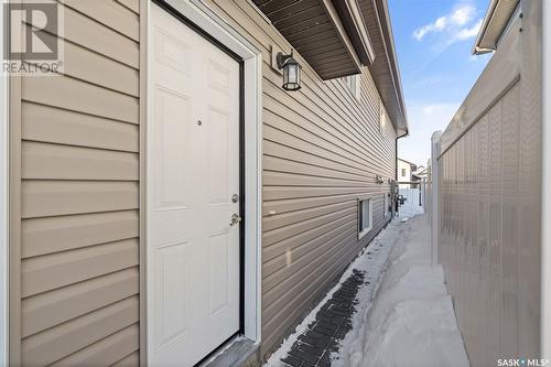 370 Kolynchuk Manor, Saskatoon, SK - Outdoor With Exterior