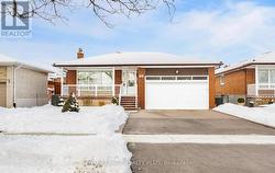 751 RUNNINGBROOK DRIVE  Mississauga, ON L4Y 2R9