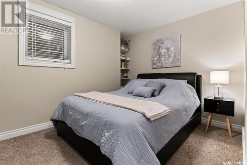 2914 Regina Avenue, Regina, SK - Indoor Photo Showing Bedroom