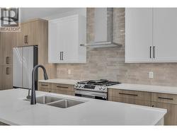 Full height backsplash - 