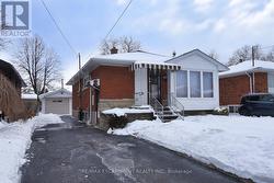 40 SEELEY AVENUE  Hamilton, ON L8V 2G8