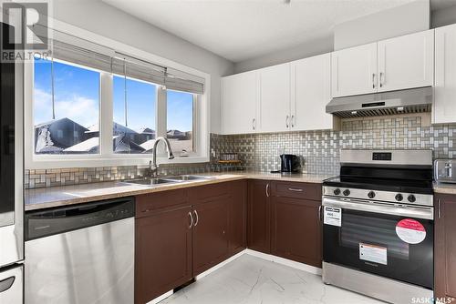 5305 Aerodrome Road, Regina, SK - Indoor Photo Showing Kitchen With Double Sink