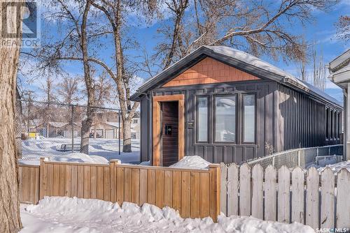 1408 7Th Avenue N, Saskatoon, SK - Outdoor