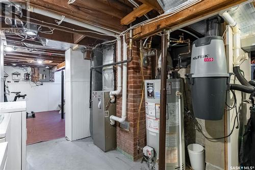 1408 7Th Avenue N, Saskatoon, SK - Indoor Photo Showing Basement