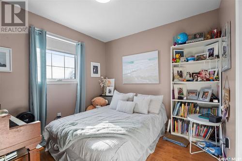 403 Caldwell Place, Saskatoon, SK - Indoor Photo Showing Bedroom