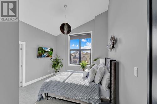 1754 Brayford Avenue, London, ON - Indoor Photo Showing Bedroom