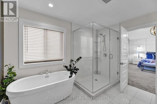 1754 Brayford Avenue, London, ON - Indoor Photo Showing Bathroom