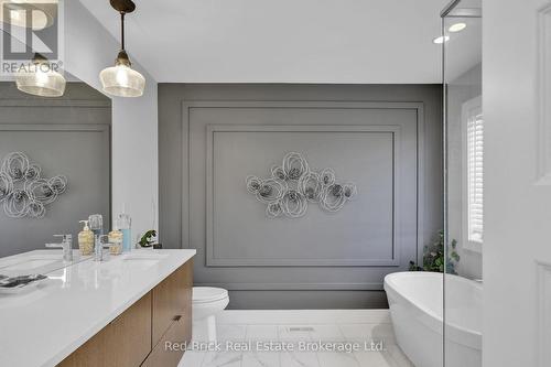 1754 Brayford Avenue, London, ON - Indoor Photo Showing Bathroom