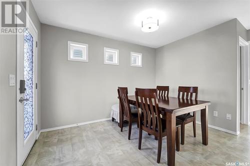 139 Langlois Way, Saskatoon, SK - Indoor Photo Showing Dining Room