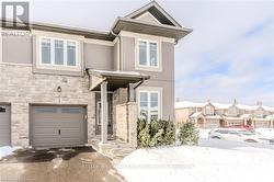 1 - 120 VINEBERG DRIVE  Hamilton, ON L8W 4A3