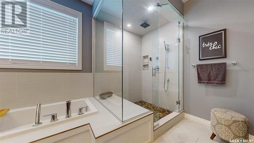 7033 Maple Fern Bay, Regina, SK - Indoor Photo Showing Bathroom