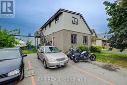 324 MAPLE AVENUE  Kitchener, ON N2H 4X1