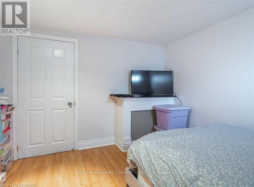 69 Ronaldshay Avenue, Hamilton, ON - Indoor Photo Showing Bedroom