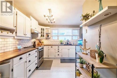 69 Ronaldshay Avenue, Hamilton, ON - Indoor Photo Showing Kitchen With Upgraded Kitchen