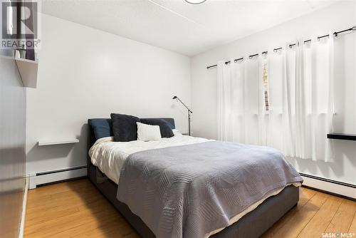 4 1953 Garnet Street, Regina, SK - Indoor Photo Showing Bedroom