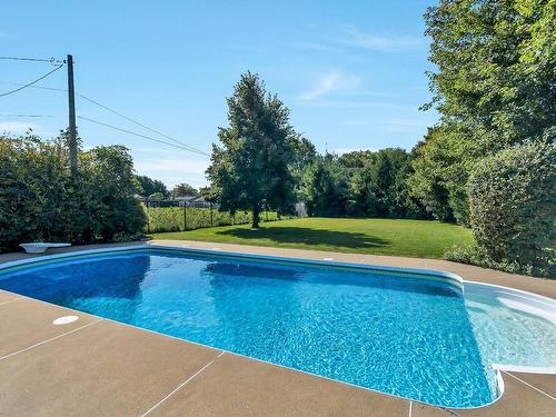 Backyard - 10 Rue Du Chevreuil, Mercier, QC - Outdoor With In Ground Pool With Backyard