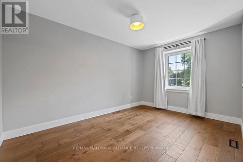 483 Caesar Avenue, Oakville, ON - Indoor Photo Showing Other Room