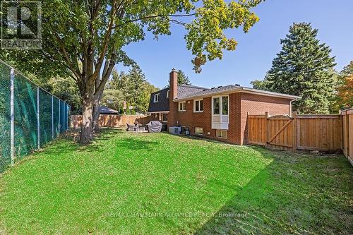 483 Caesar Avenue, Oakville, ON - Outdoor