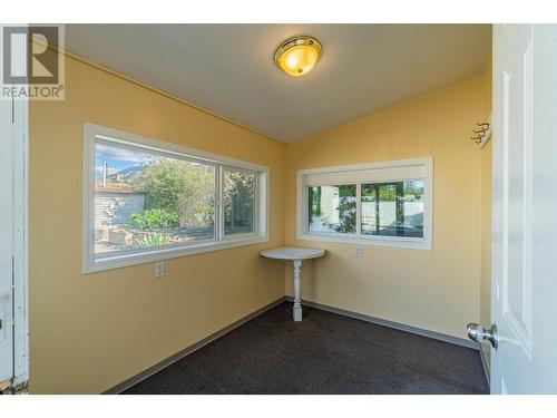 458 Mcgowan Ave, Kamloops, BC - Indoor Photo Showing Other Room