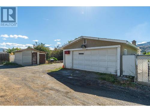 458 Mcgowan Ave, Kamloops, BC - Outdoor With Exterior