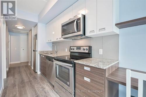 307 - 250 Albert Street, Waterloo, ON - Indoor Photo Showing Kitchen With Upgraded Kitchen