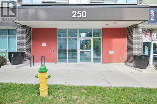 307 - 250 Albert Street, Waterloo, ON - Outdoor