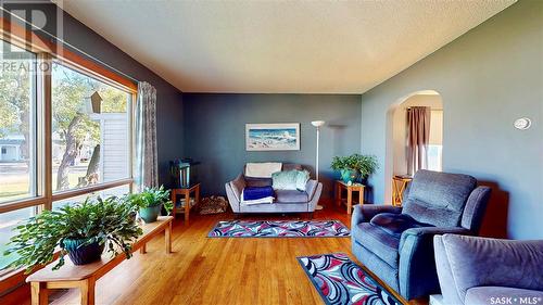 108 Gordon Street, Wolseley, SK - Indoor Photo Showing Living Room