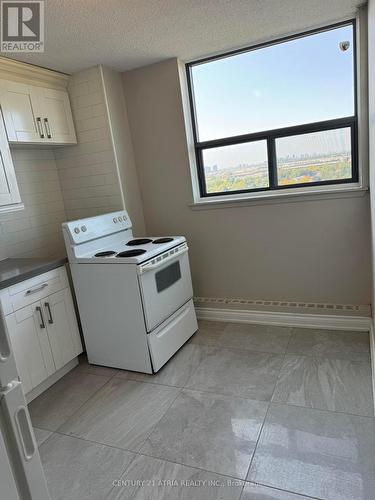 1513 - 100 Wingarden Court, Toronto, ON - Indoor Photo Showing Laundry Room