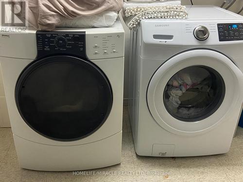 55 Royal Orchard Drive, Brampton, ON - Indoor Photo Showing Laundry Room