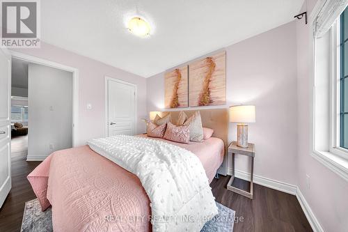 24 Pendulum Circle, Brampton, ON - Indoor Photo Showing Bedroom