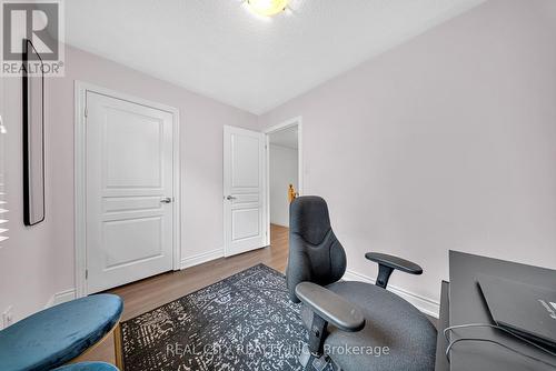 24 Pendulum Circle, Brampton, ON - Indoor