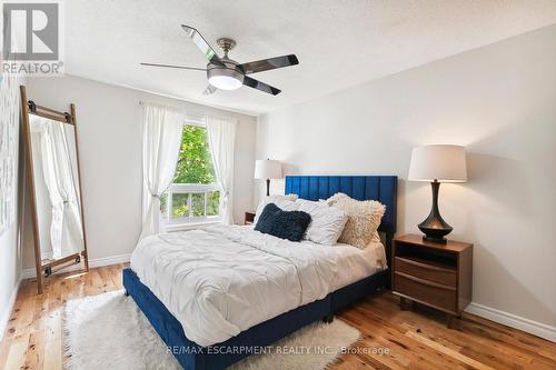 4 Glencastle Square, Brampton, ON - Indoor Photo Showing Bedroom