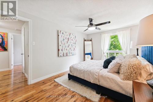 4 Glencastle Square, Brampton, ON - Indoor Photo Showing Bedroom