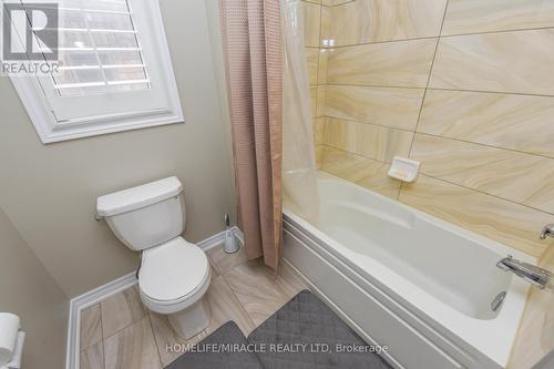 8 Fanning Trail, Brampton, ON - Indoor Photo Showing Bathroom