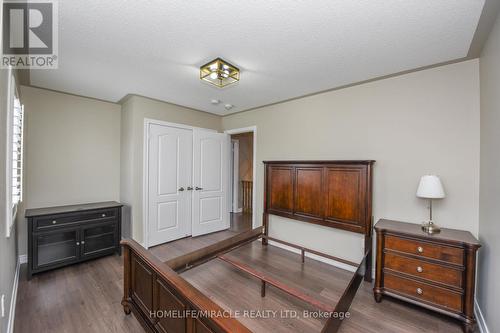 8 Fanning Trail, Brampton, ON - Indoor Photo Showing Bedroom