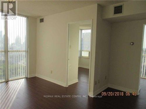 2104 - 265 Enfield Place, Mississauga, ON - Indoor Photo Showing Other Room