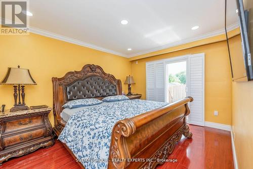 7074 Magic Court, Mississauga (Malton), ON - Indoor Photo Showing Bedroom