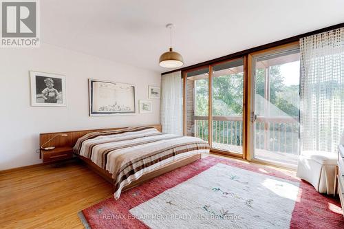 1306 Bramblewood Lane, Mississauga, ON - Indoor Photo Showing Bedroom