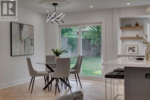 2435 Cyprus Avenue, Burlington, ON - Indoor Photo Showing Dining Room