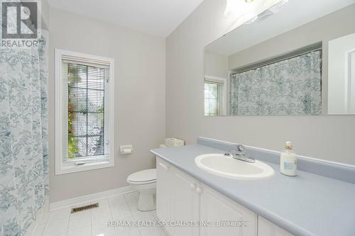 5916 Bermuda Drive, Mississauga, ON - Indoor Photo Showing Bathroom