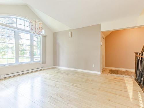 Living room - 7630 Boul. St-Jean, Trois-Rivières, QC - Indoor Photo Showing Other Room