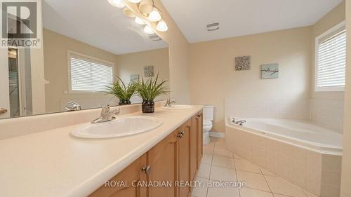 19 Outlook Avenue, Brampton, ON - Indoor Photo Showing Bathroom