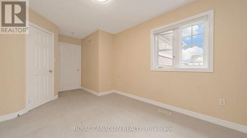 19 Outlook Avenue, Brampton, ON - Indoor Photo Showing Other Room